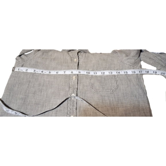 Old Navy Button Down Gray Shirt Size S - Picture 4 of 7